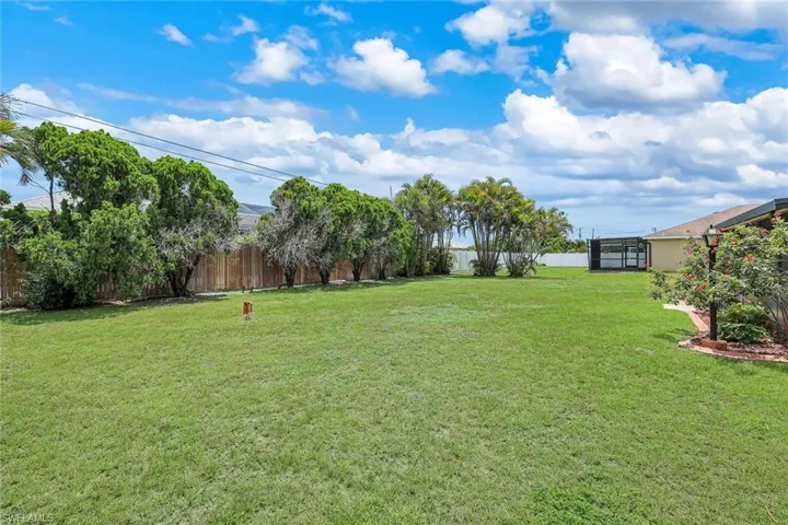 622 Sw 22nd Ter, Cape Coral, Florida 33991