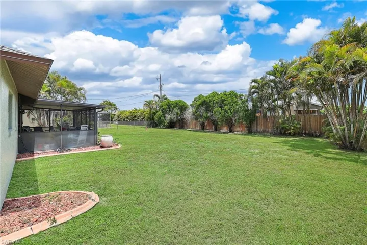 622 Sw 22nd Ter, Cape Coral, Florida 33991