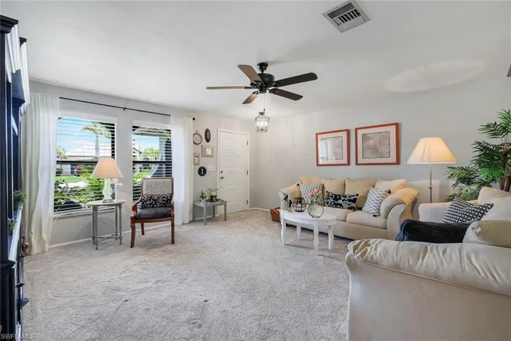 622 Sw 22nd Ter, Cape Coral, Florida 33991