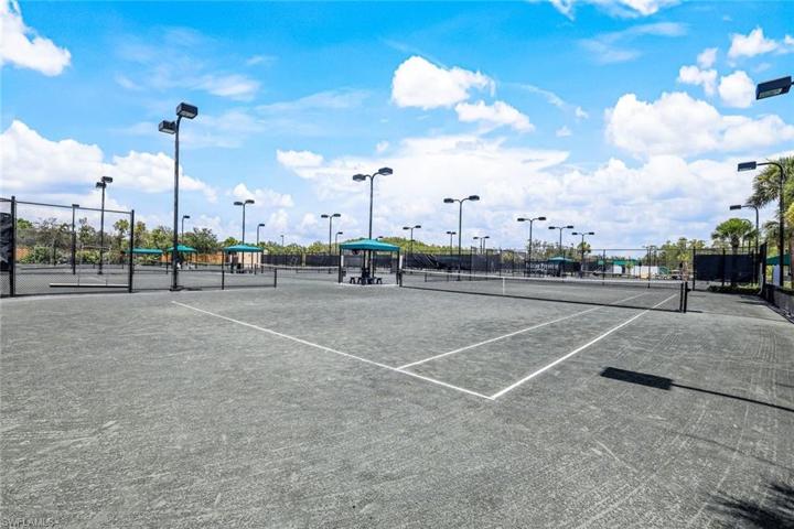 Tennis Courts!