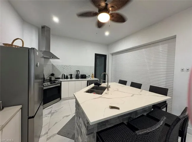 2044 Ne 5th St, Cape Coral, Florida 33909
