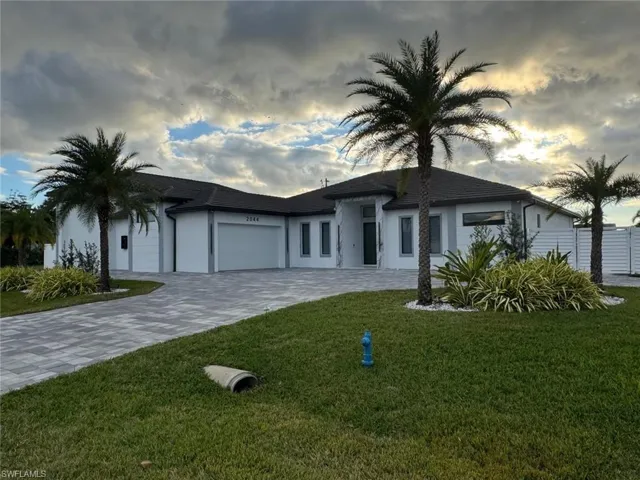 2044 Ne 5th St, Cape Coral, Florida 33909