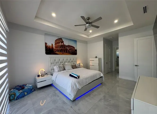 2044 Ne 5th St, Cape Coral, Florida 33909