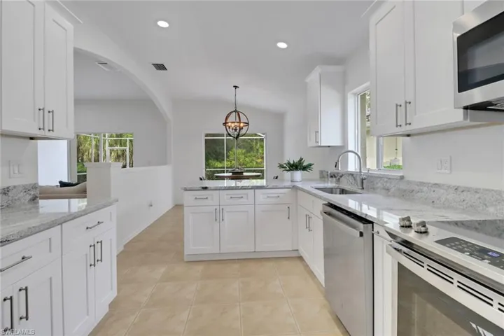 7849 Stratford Dr, Naples Fl 34104
