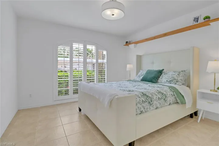 7849 Stratford Dr, Naples Fl 34104