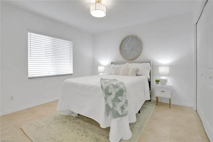 7849 Stratford Dr, Naples Fl 34104