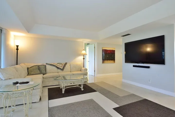 124 Penny Ln 778, Naples, Florida 34112
