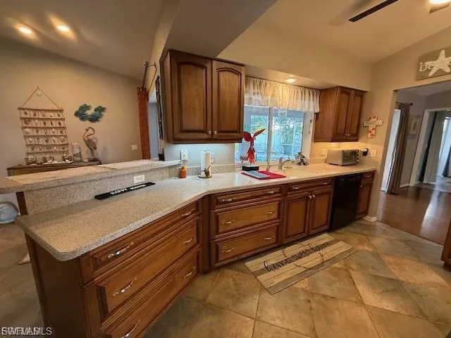 408 SE 19th  LN, Cape Coral, FL 33990