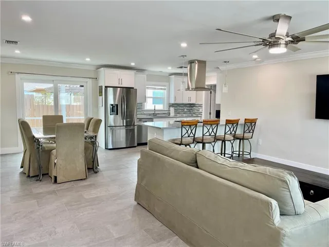 345 Donora Blvd, Fort Myers Beach, Florida 33931
