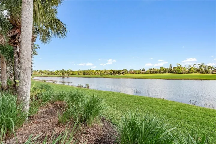3735  Montreux  LN, Naples, FL 34114