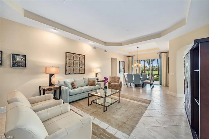 3735  Montreux  LN, Naples, FL 34114
