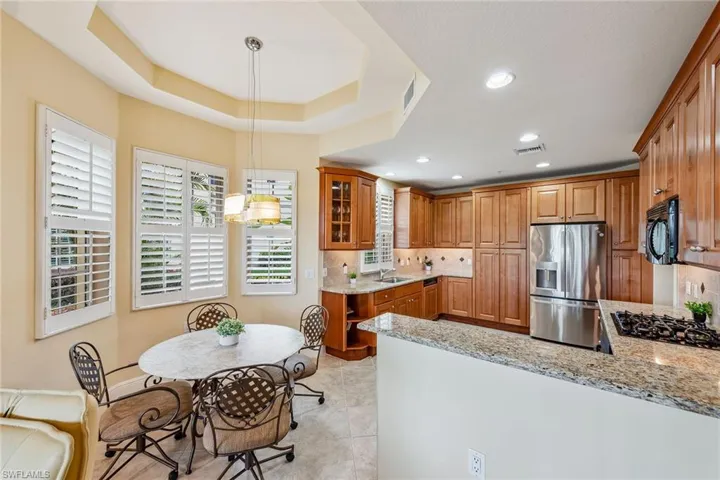 3735  Montreux  LN, Naples, FL 34114