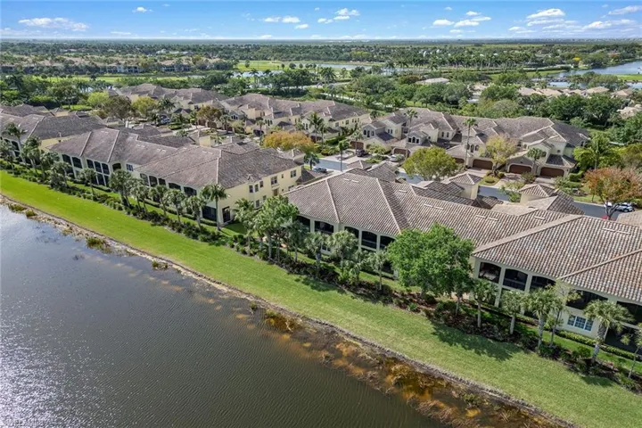 3735  Montreux  LN, Naples, FL 34114