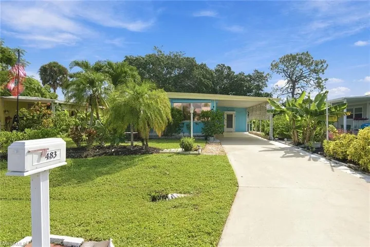 483 Riviera Blvd W, Naples, Florida 34112
