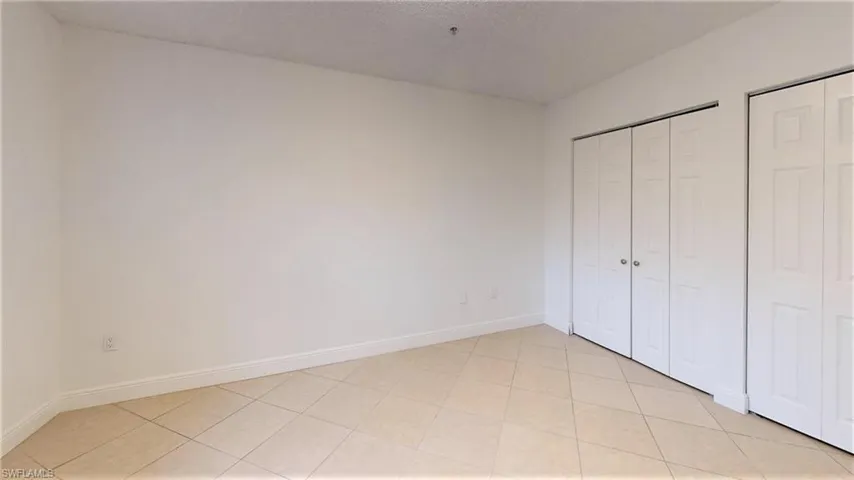 1210  Wildwood Lakes  BLVD, Naples, FL 34104