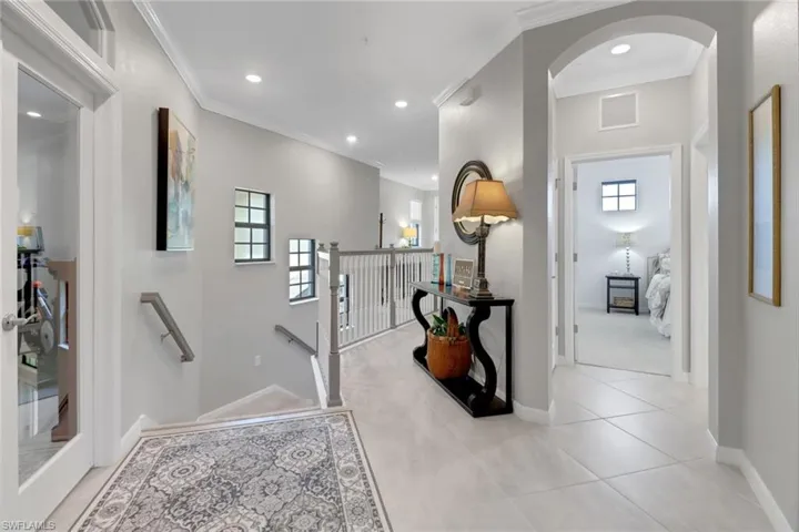 Split bedroom and office areas