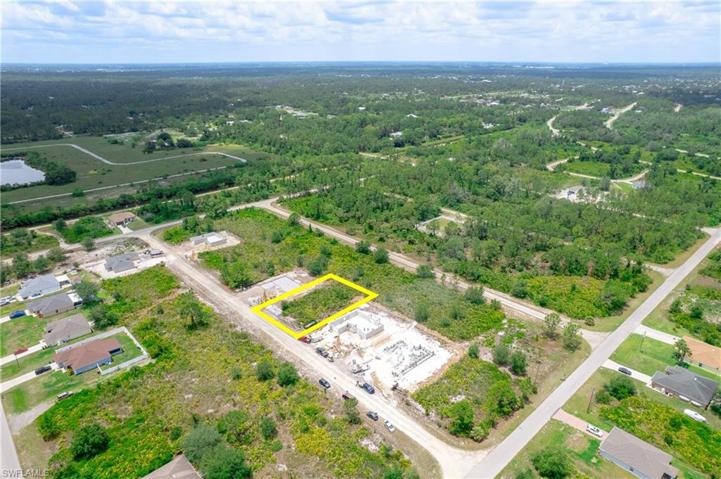 1867 Maiden ST, LEHIGH ACRES FL 33972