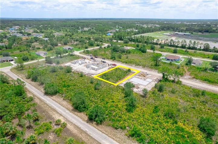 1867 Maiden ST, LEHIGH ACRES FL 33972