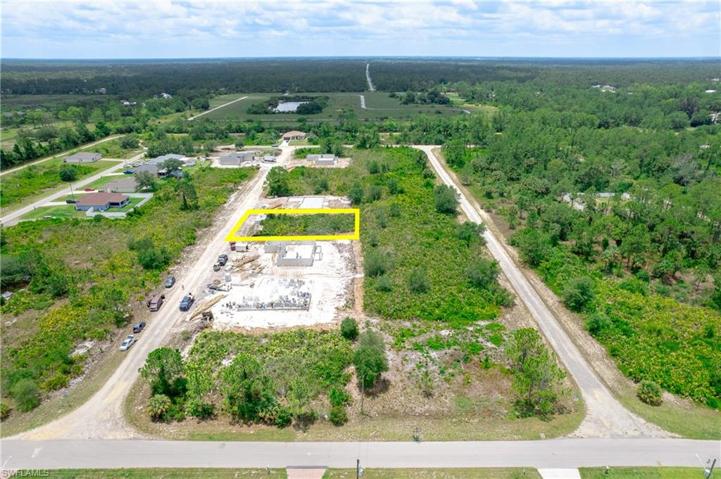 1867 Maiden ST, LEHIGH ACRES FL 33972