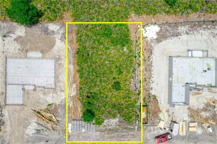 1867 Maiden ST, LEHIGH ACRES FL 33972