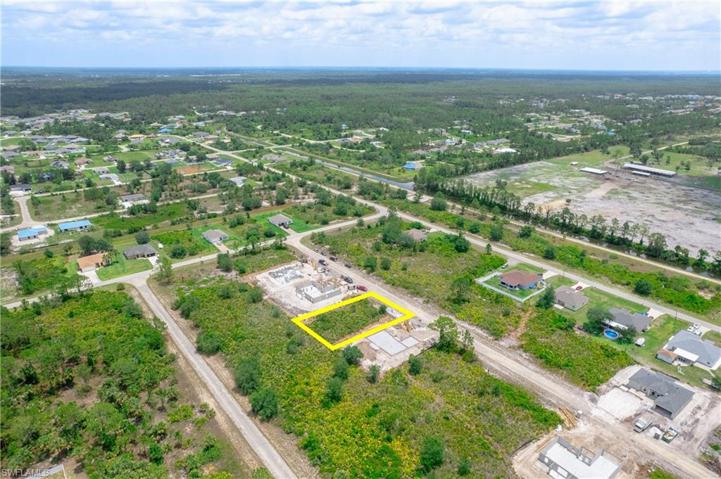 1867 Maiden ST, LEHIGH ACRES FL 33972