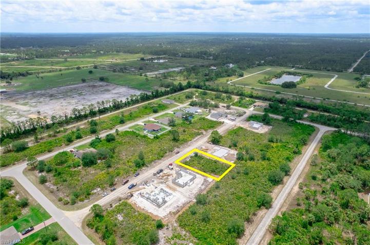 1867 Maiden ST, LEHIGH ACRES FL 33972