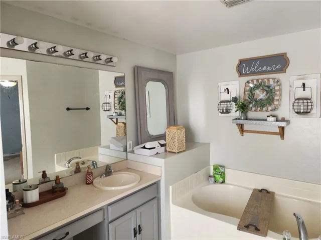 2508 NW 12th  ST, Cape Coral, FL 33993