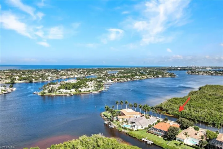 Bird's Eye view of 1390 Gulfstar Drive!