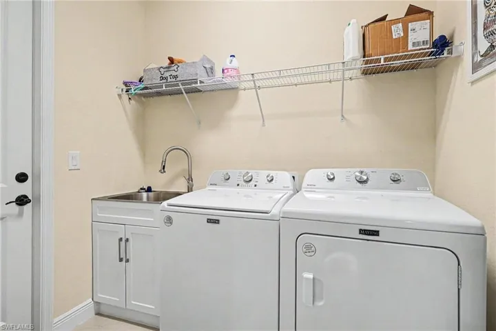190 Hendry St, LaBelle FL 33935
