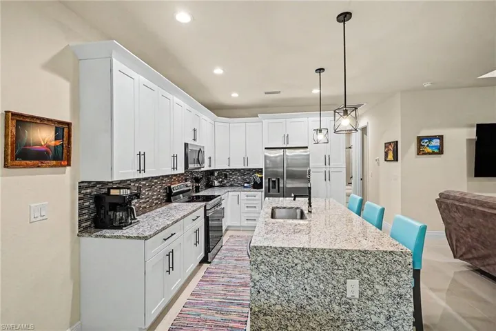 190 Hendry St, LaBelle FL 33935