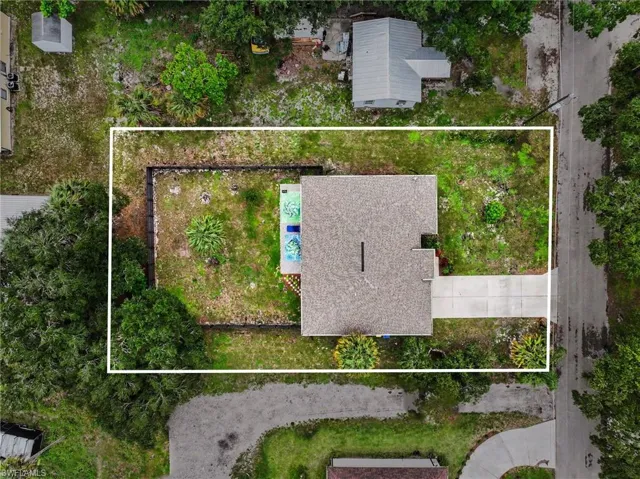 190 Hendry St, LaBelle FL 33935