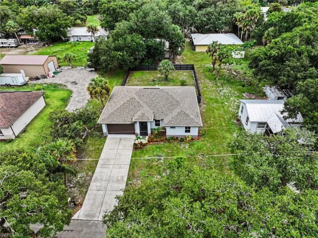 190 Hendry St, LaBelle FL 33935