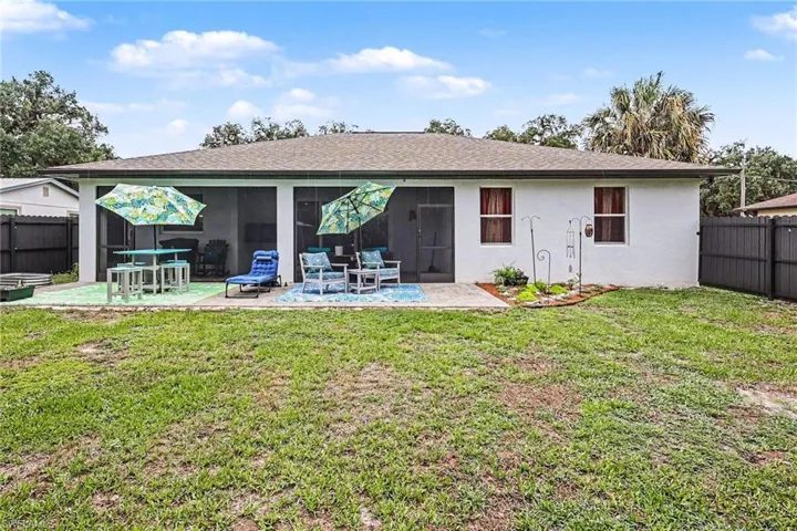 190 Hendry St, LaBelle FL 33935