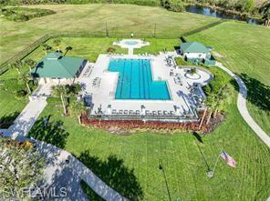 Gateway Commons Pool