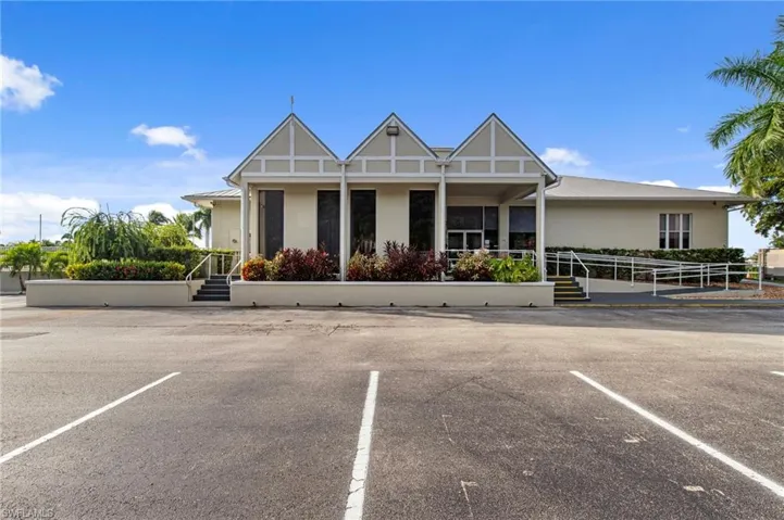 117 Pavillion Dr, Fort Myers Beach, Florida 33931