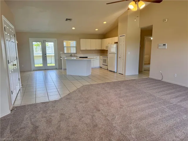 1209 Sw 39th St, Cape Coral, Florida 33914