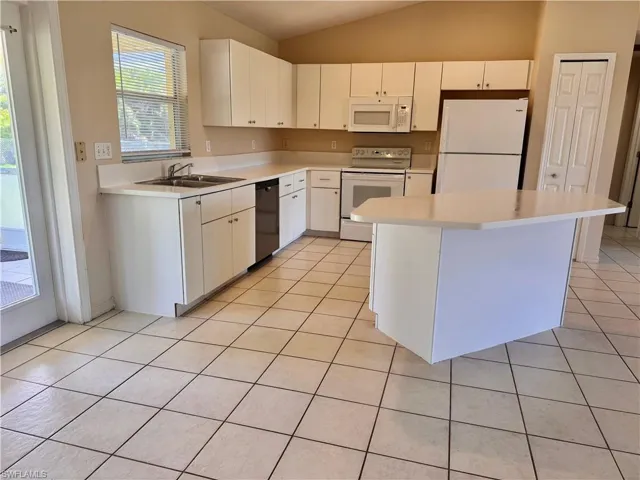 1209 Sw 39th St, Cape Coral, Florida 33914
