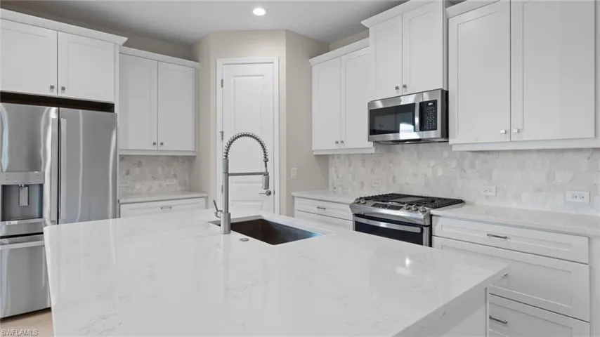 17831  Saddlebunch Key  , Fort Myers, FL 33908