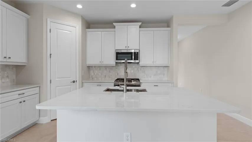 17831  Saddlebunch Key  , Fort Myers, FL 33908