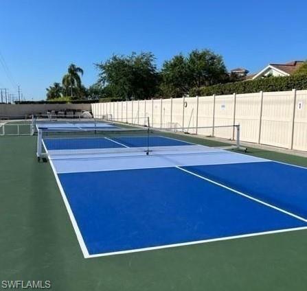 seperate pickle ball courts