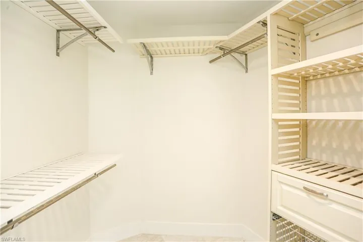 2901 Crayton Rd, Naples, Florida 34103