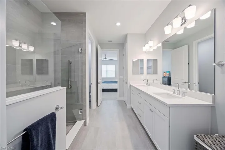 2603 Seychelles Cir 1505, Naples, Florida 34112