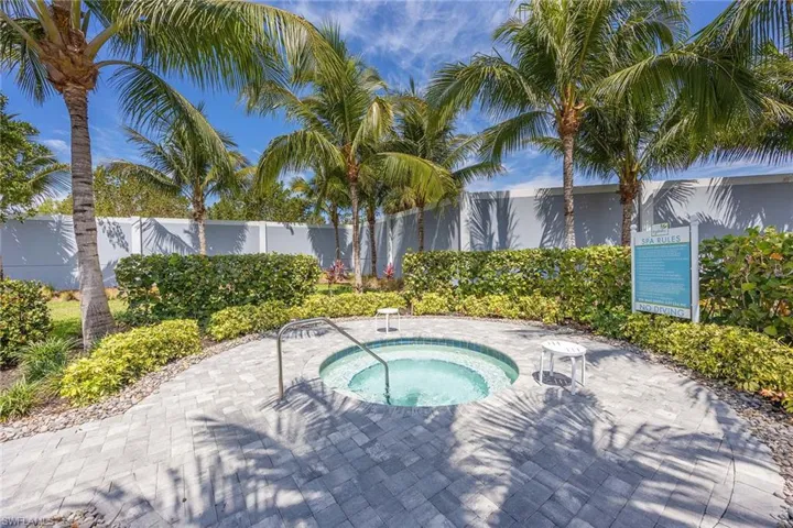 2603 Seychelles Cir 1505, Naples, Florida 34112