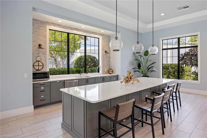 2603 Seychelles Cir 1505, Naples, Florida 34112