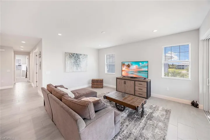 2603 Seychelles Cir 1505, Naples, Florida 34112