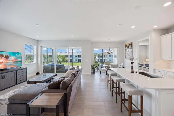2603 Seychelles Cir 1505, Naples, Florida 34112
