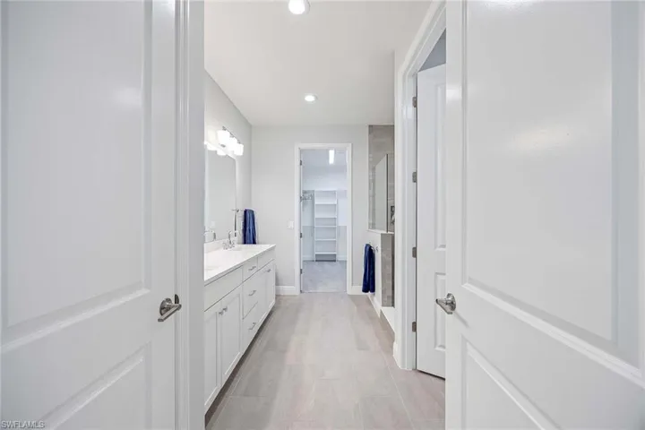 2603 Seychelles Cir 1505, Naples, Florida 34112