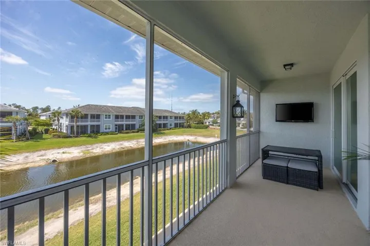 2603 Seychelles Cir 1505, Naples, Florida 34112