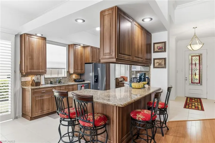4605 Navassa Ln, Naples, Florida 34119