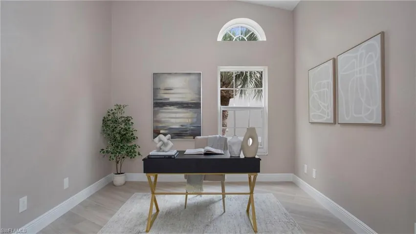8390  Excalibur  CIR, Naples, FL 34108